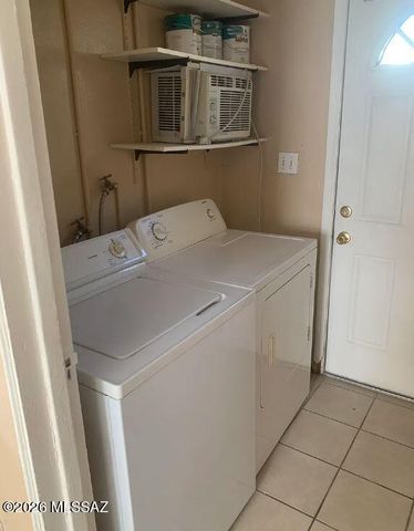 1143 N Richey Boulevard, Tucson, AZ 85716