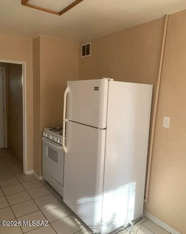 1143 N Richey Boulevard, Tucson, AZ 85716