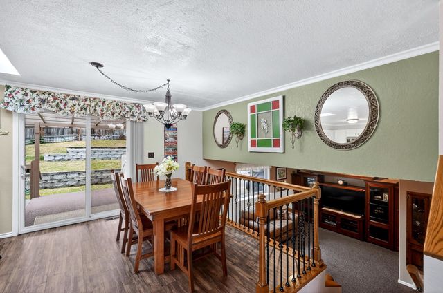 515 E Shenandoah Dr, Spokane, WA 99208