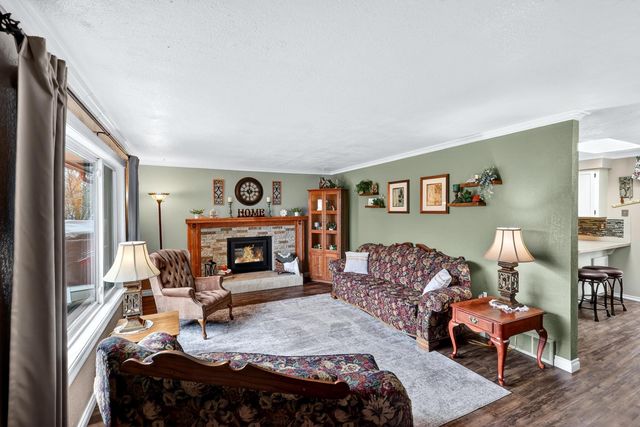 515 E Shenandoah Dr, Spokane, WA 99208