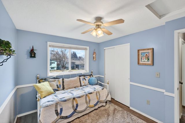 515 E Shenandoah Dr, Spokane, WA 99208