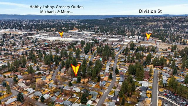 515 E Shenandoah Dr, Spokane, WA 99208