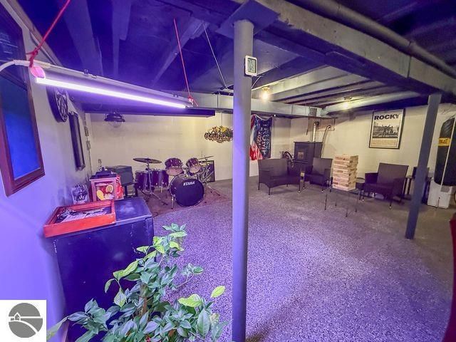 2703 E Moorestown Road, Lake City, MI 49651