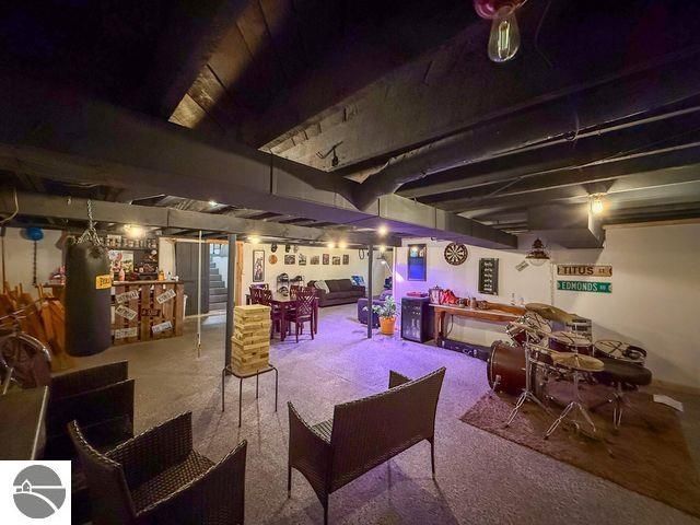 2703 E Moorestown Road, Lake City, MI 49651