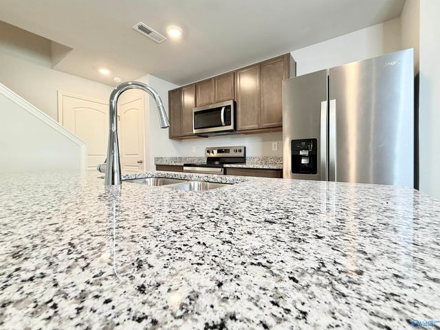 21432 Scuttle Street, Athens, AL 35613