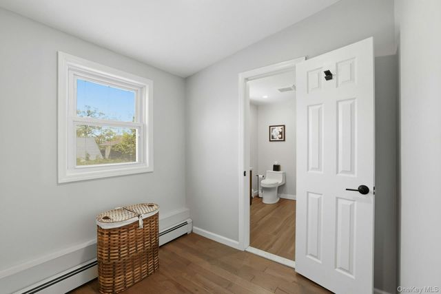35 3rd Avenue, Massapequa Park, NY 11762