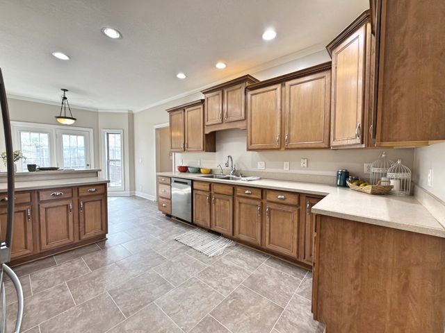 1149 Presto Ct, Adams, TN 37010