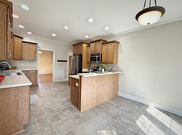 1149 Presto Ct, Adams, TN 37010