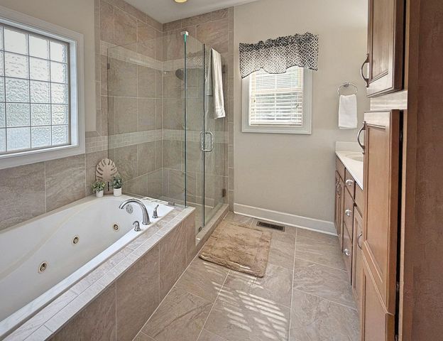 1149 Presto Ct, Adams, TN 37010