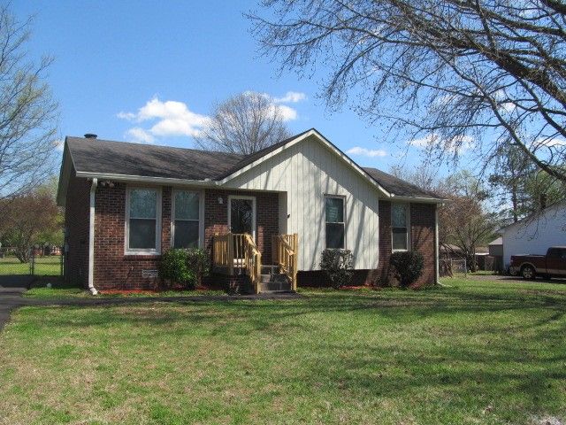 101 Donald Dr, Smyrna, TN 37167