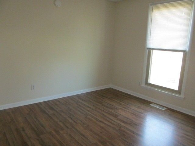 101 Donald Dr, Smyrna, TN 37167