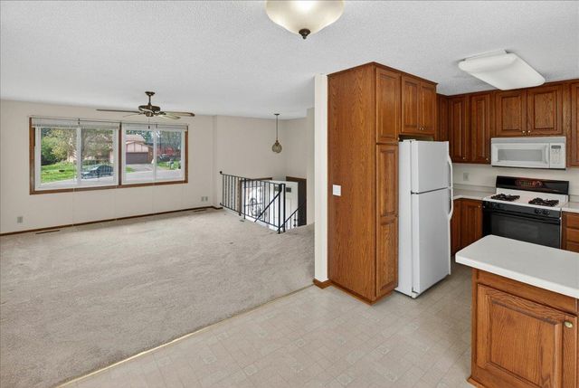 1624 84th Court N, Brooklyn Park, MN 55444