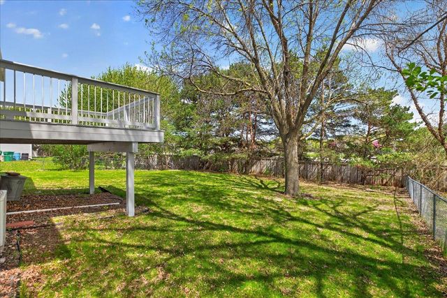 1624 84th Court N, Brooklyn Park, MN 55444