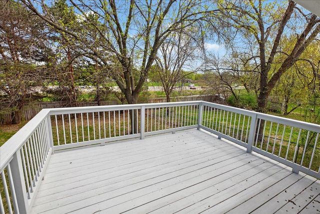 1624 84th Court N, Brooklyn Park, MN 55444