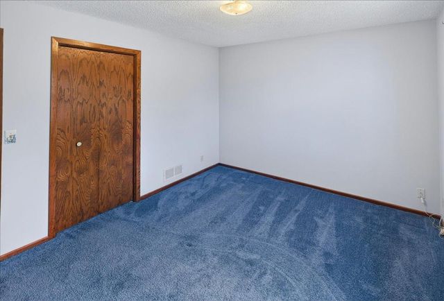 1624 84th Court N, Brooklyn Park, MN 55444