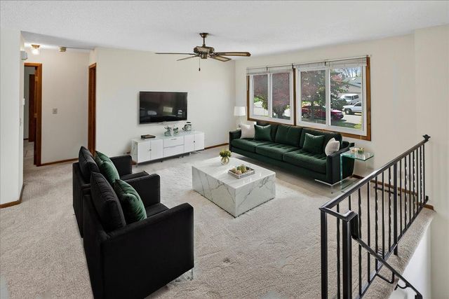 1624 84th Court N, Brooklyn Park, MN 55444