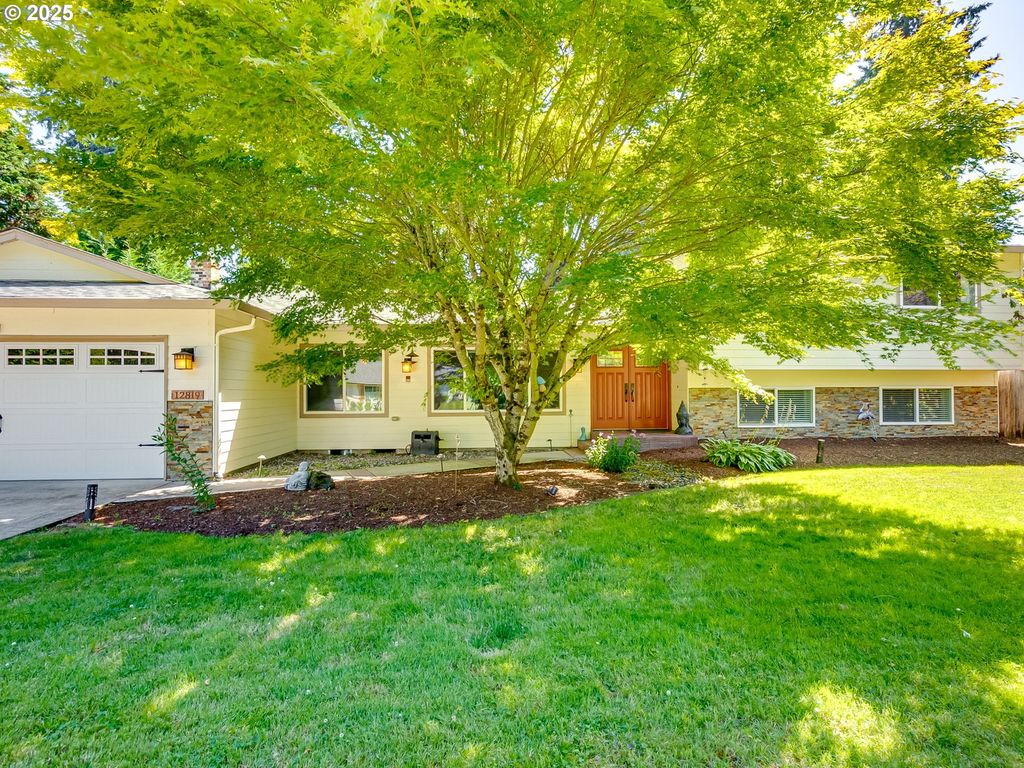 12819 Se PARK St, Vancouver, WA 98683
