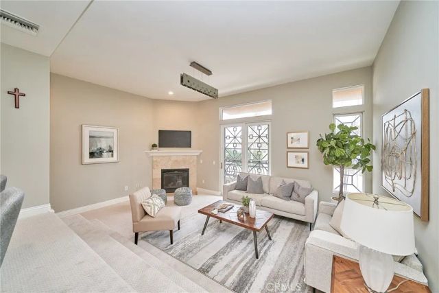 681 S Norton Avenue 107, Los Angeles, CA 90005