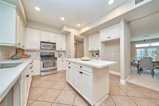 681 S Norton Avenue 107, Los Angeles, CA 90005