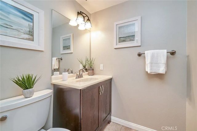 681 S Norton Avenue 107, Los Angeles, CA 90005