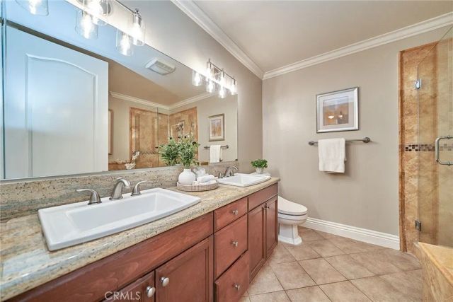 681 S Norton Avenue 107, Los Angeles, CA 90005