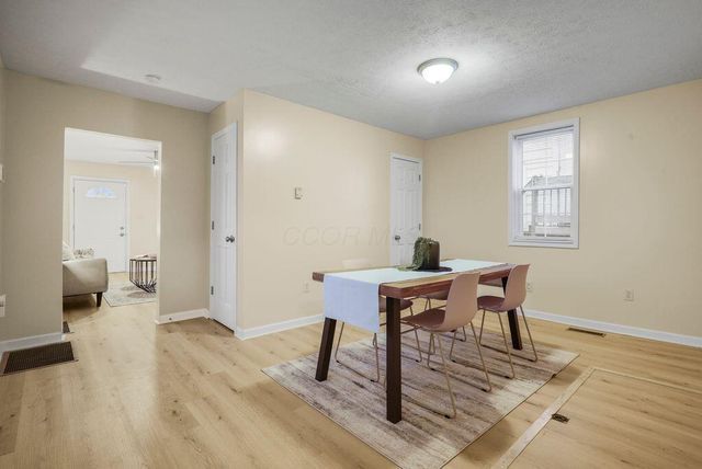 136 E Innis Avenue, Columbus, OH 43207