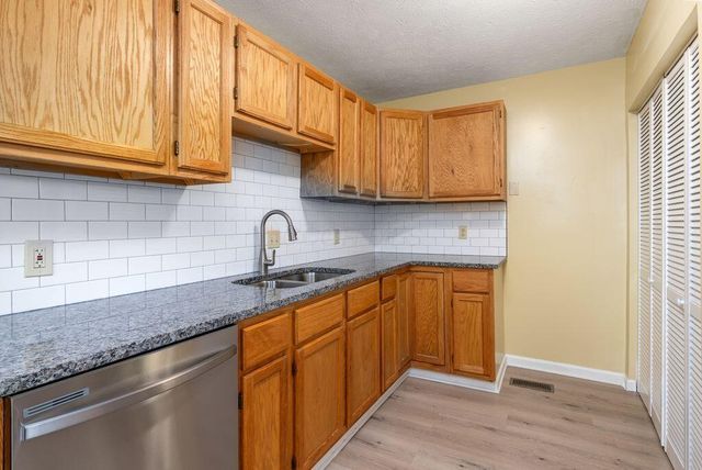 136 E Innis Avenue, Columbus, OH 43207