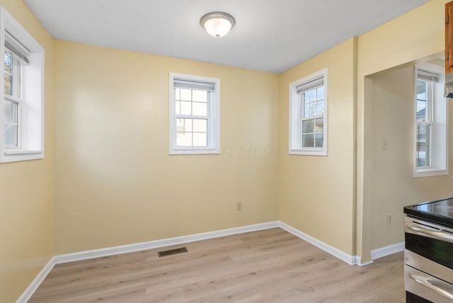 136 E Innis Avenue, Columbus, OH 43207