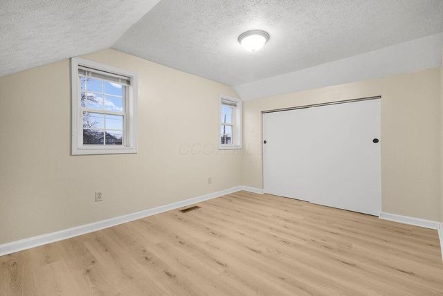 136 E Innis Avenue, Columbus, OH 43207