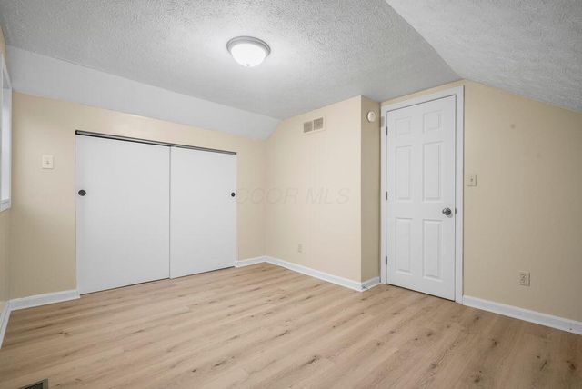 136 E Innis Avenue, Columbus, OH 43207