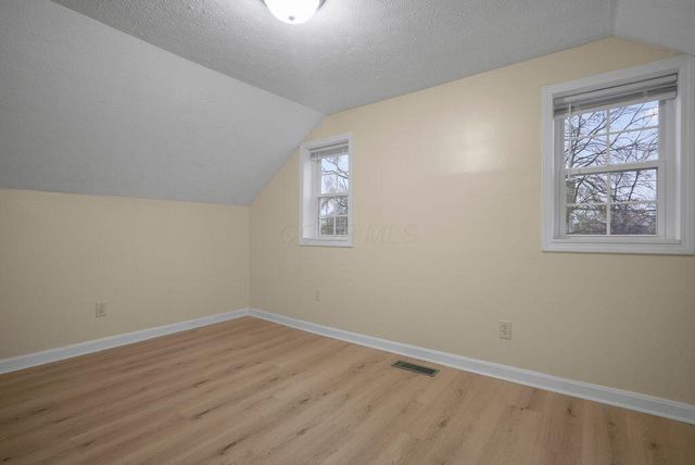 136 E Innis Avenue, Columbus, OH 43207