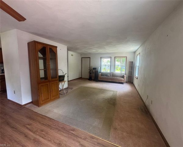 135 Francis ST, Portsmouth, VA 23702