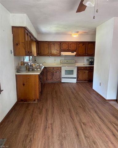 135 Francis ST, Portsmouth, VA 23702