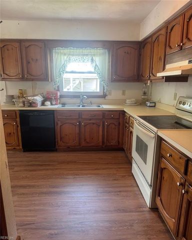 135 Francis ST, Portsmouth, VA 23702
