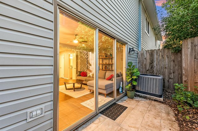 1212 Fairview Avenue I, Houston, TX 77006