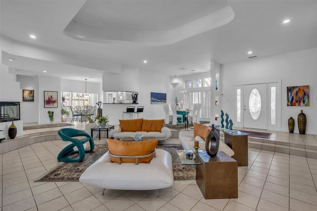 107 Shirleen Drive, Pasadena, TX 77586