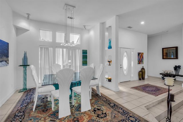 107 Shirleen Drive, Pasadena, TX 77586