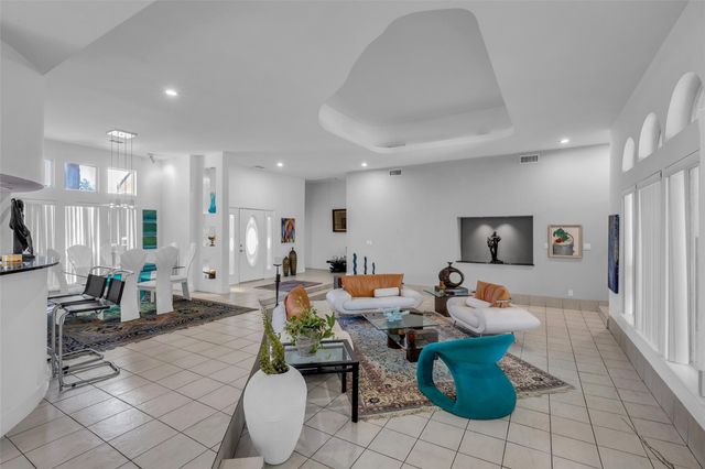 107 Shirleen Drive, Pasadena, TX 77586