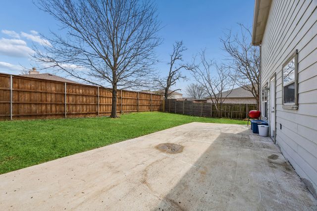 4706 Creekview Lane, Balch Springs, TX 75180