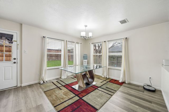 4706 Creekview Lane, Balch Springs, TX 75180