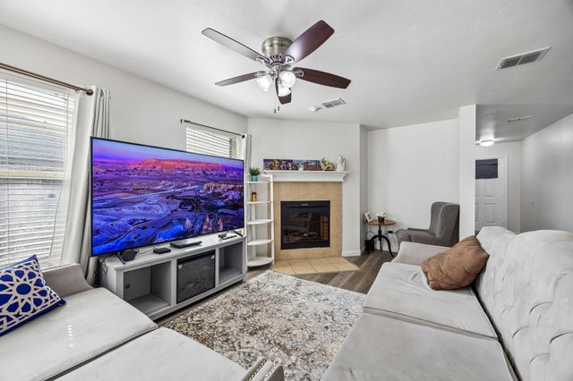 4706 Creekview Lane, Balch Springs, TX 75180