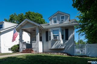 77 E Clinton Avenue, Bergenfield, NJ 07621