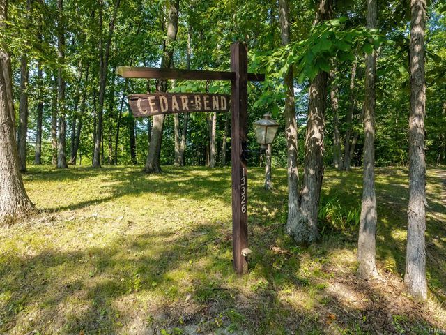 13326 Hardisty Road, Fort Wayne, IN 46845