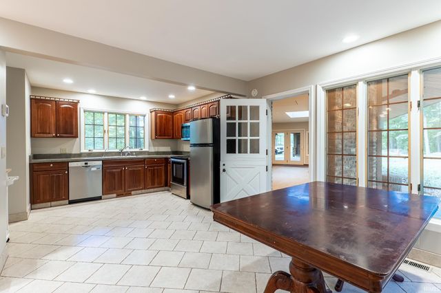 13326 Hardisty Road, Fort Wayne, IN 46845