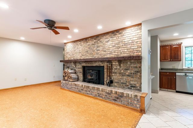 13326 Hardisty Road, Fort Wayne, IN 46845