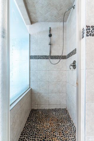 13326 Hardisty Road, Fort Wayne, IN 46845