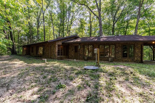 13326 Hardisty Road, Fort Wayne, IN 46845
