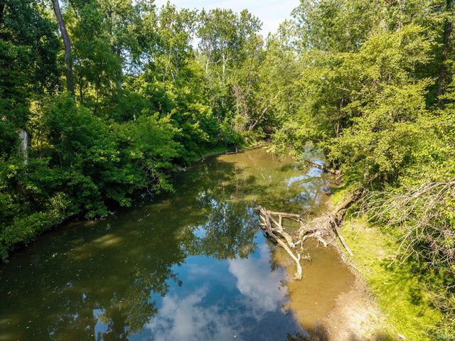 13326 Hardisty Road, Fort Wayne, IN 46845