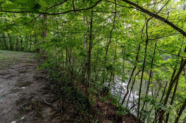 13326 Hardisty Road, Fort Wayne, IN 46845