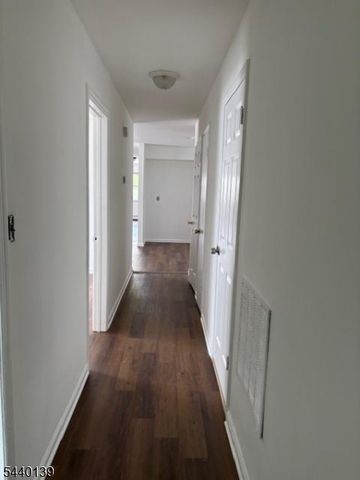 148 Magnolia Ave, Elizabeth City, NJ 07206